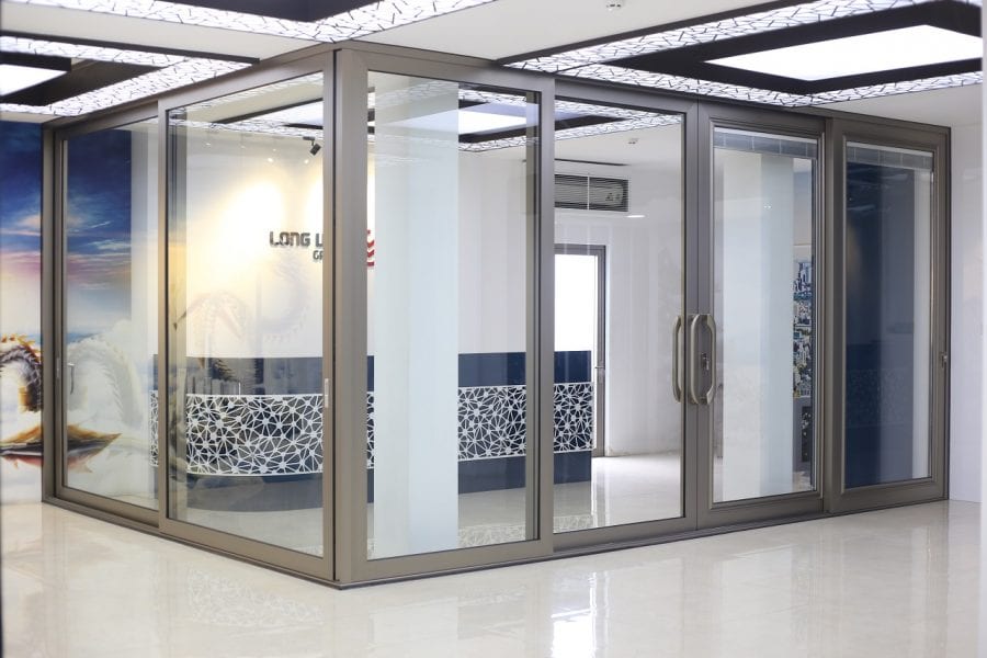 Cửa hệ LV150: Biểu tượng của sang trọng và đẳng cấp